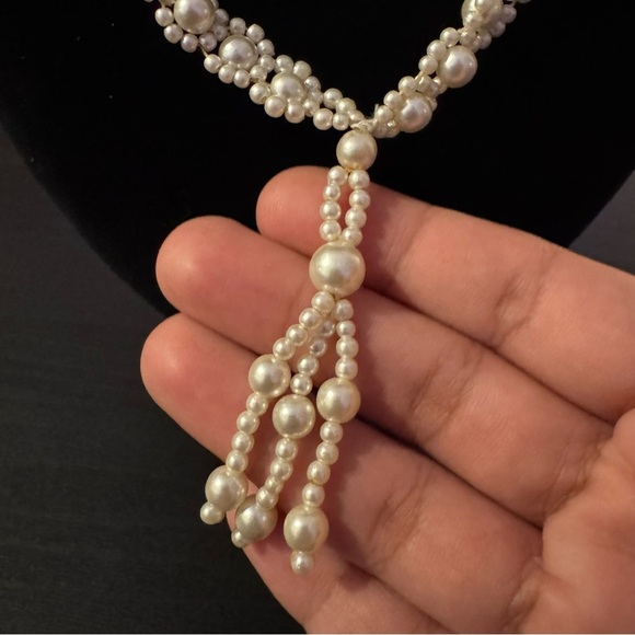 ⚜️3 for $30⚜️ Cream Faux Pearl Tassel Necklace - Picture 6 of 10